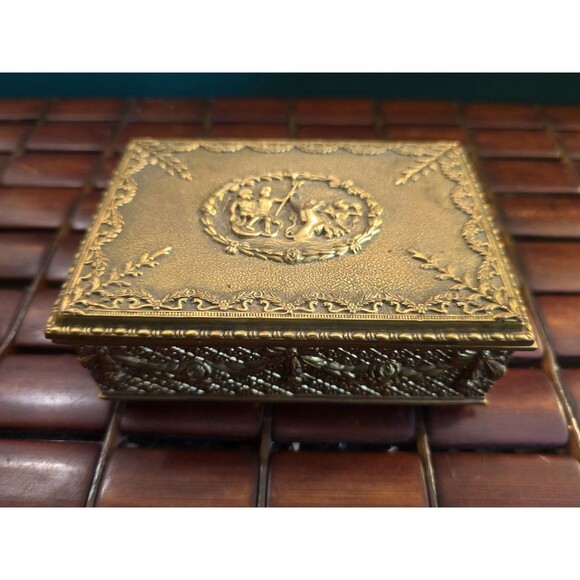Antique Repousse Ornate Bronze Box Classical Posidon Hippocampus Triton Design - Picture 1 of 8